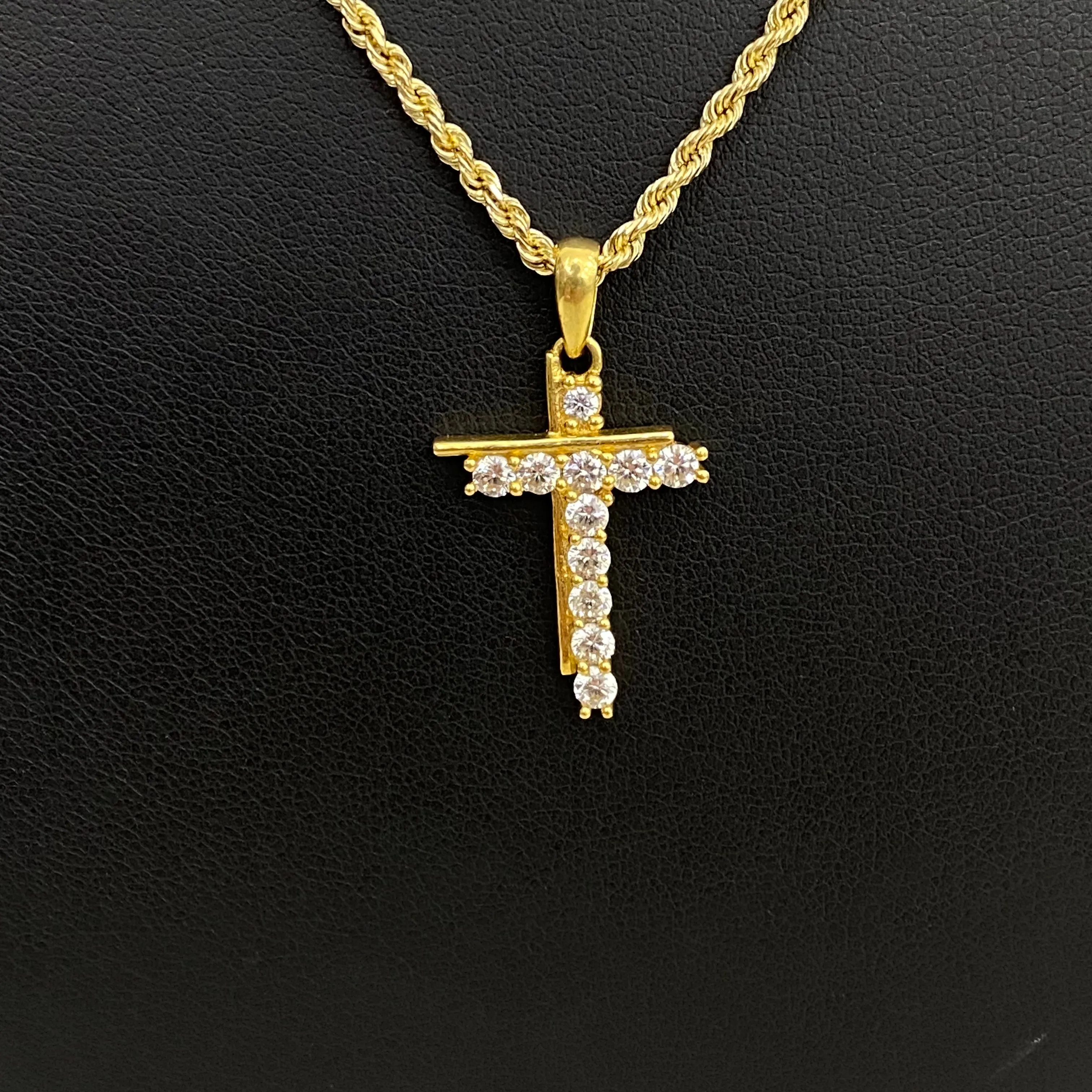 14K Yellow Gold Diamond Cross  Jewelry Set Ct Dia / 8gr / 2.1mm / 16in