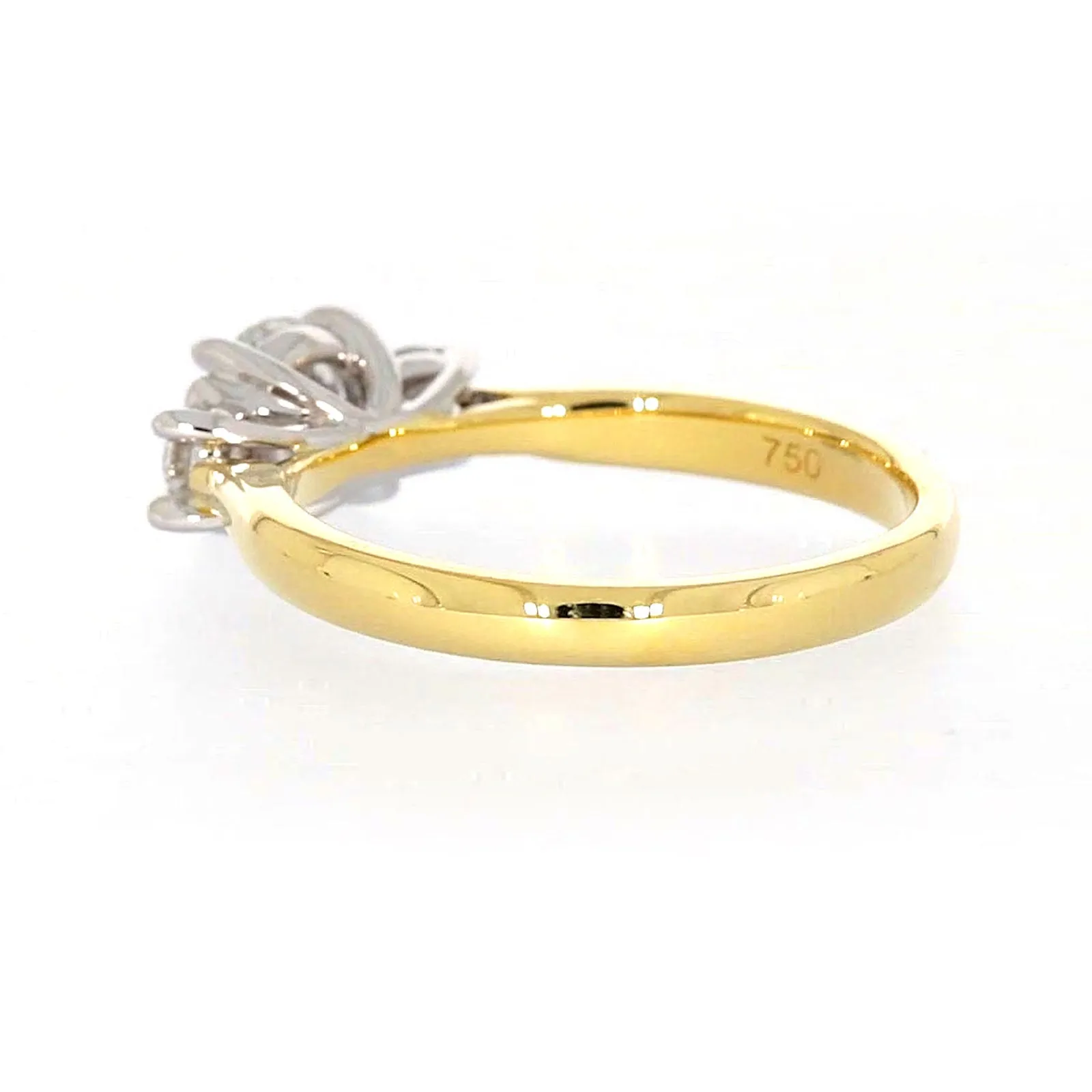 Celebration 18ct Yellow Gold Round Brilliant Cut 1 Carat tw of Certified Lab Grown Diamonds Ring