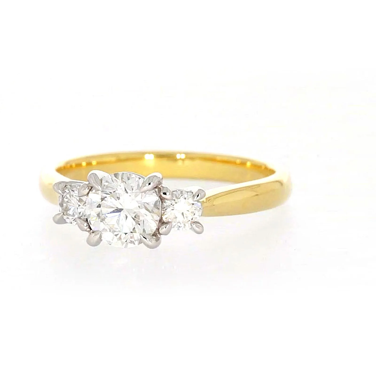 Celebration 18ct Yellow Gold Round Brilliant Cut 1 Carat tw of Certified Lab Grown Diamonds Ring