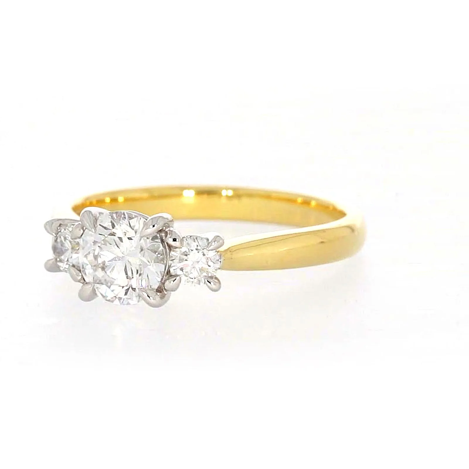 Celebration 18ct Yellow Gold Round Brilliant Cut 1 Carat tw of Certified Lab Grown Diamonds Ring