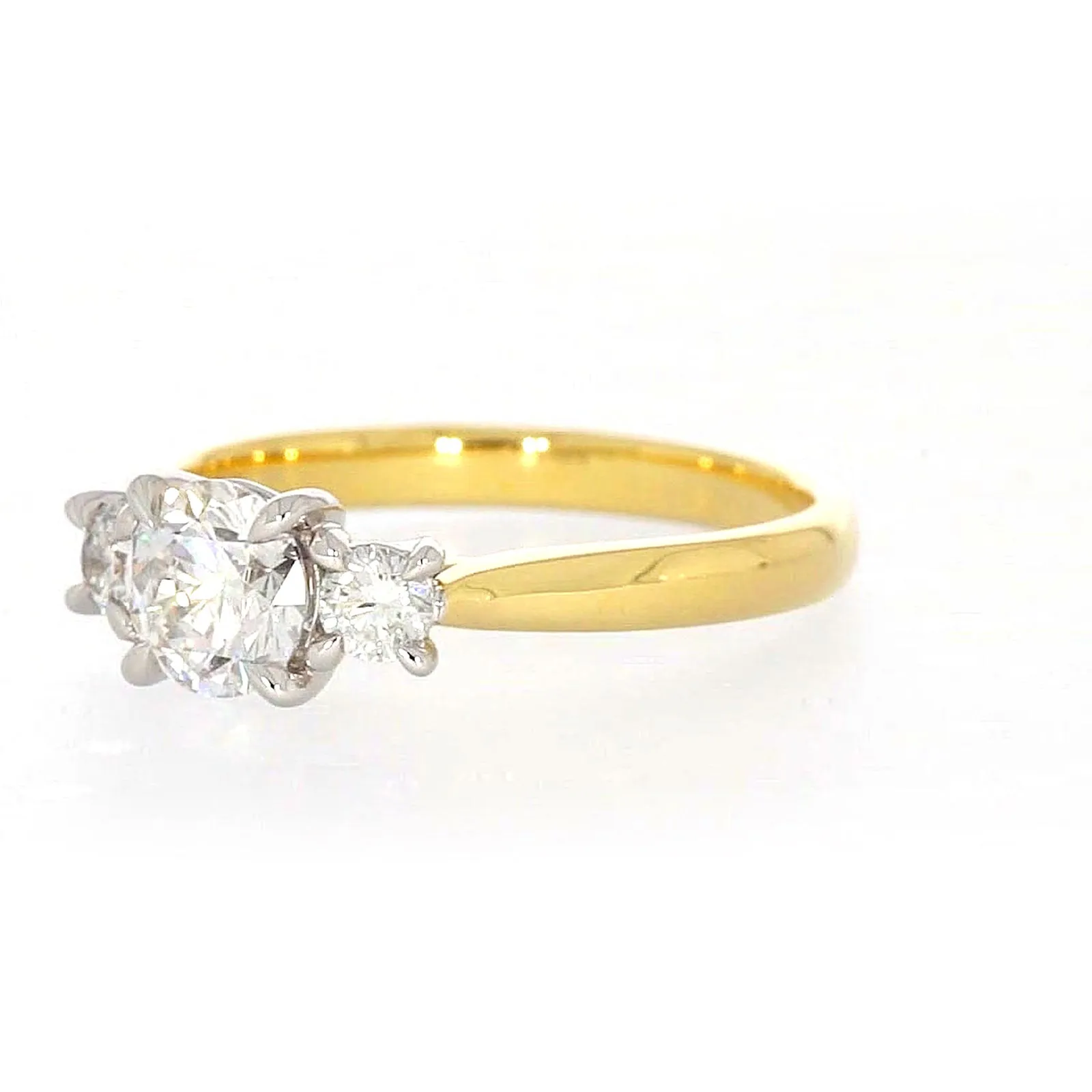 Celebration 18ct Yellow Gold Round Brilliant Cut 1 Carat tw of Certified Lab Grown Diamonds Ring