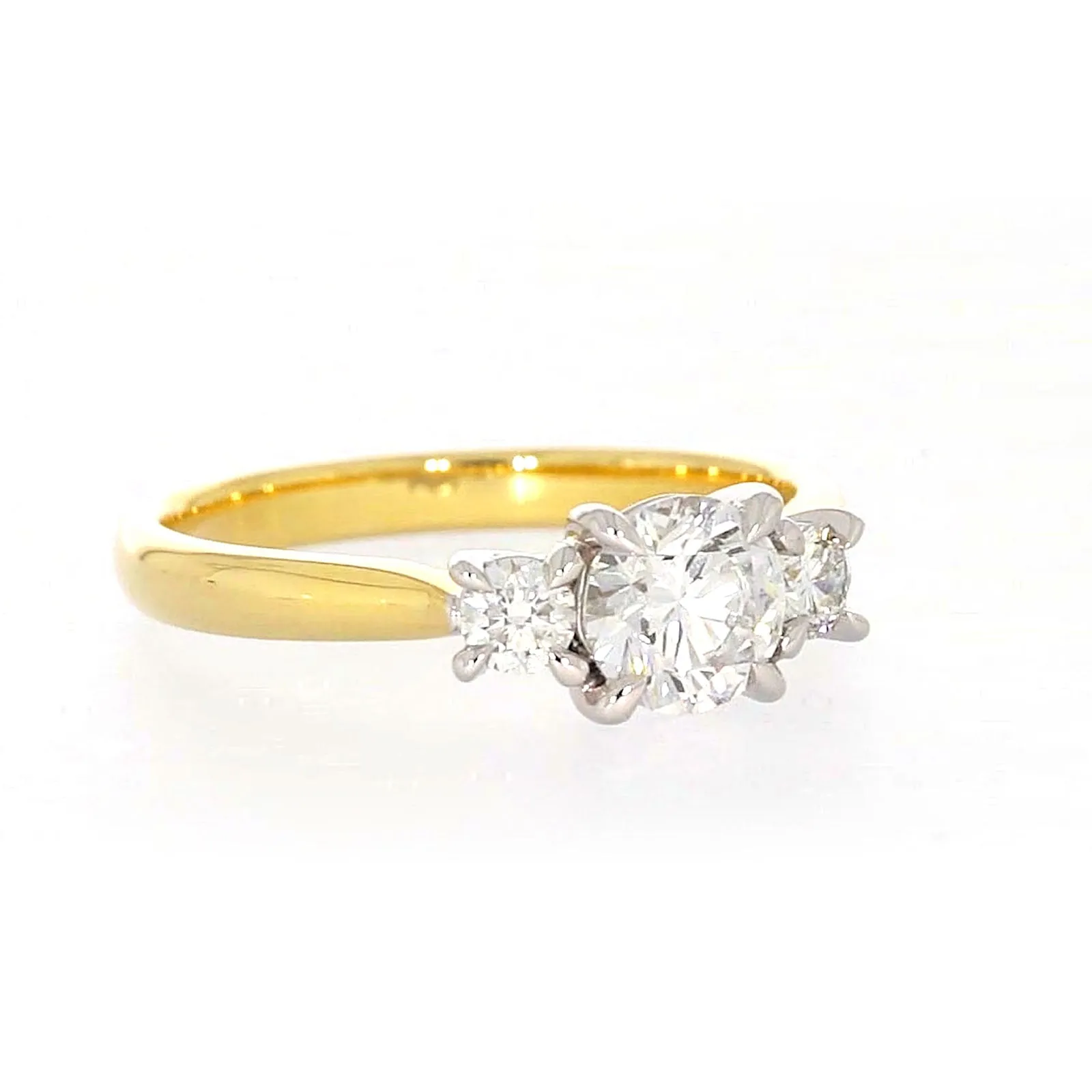 Celebration 18ct Yellow Gold Round Brilliant Cut 1 Carat tw of Certified Lab Grown Diamonds Ring