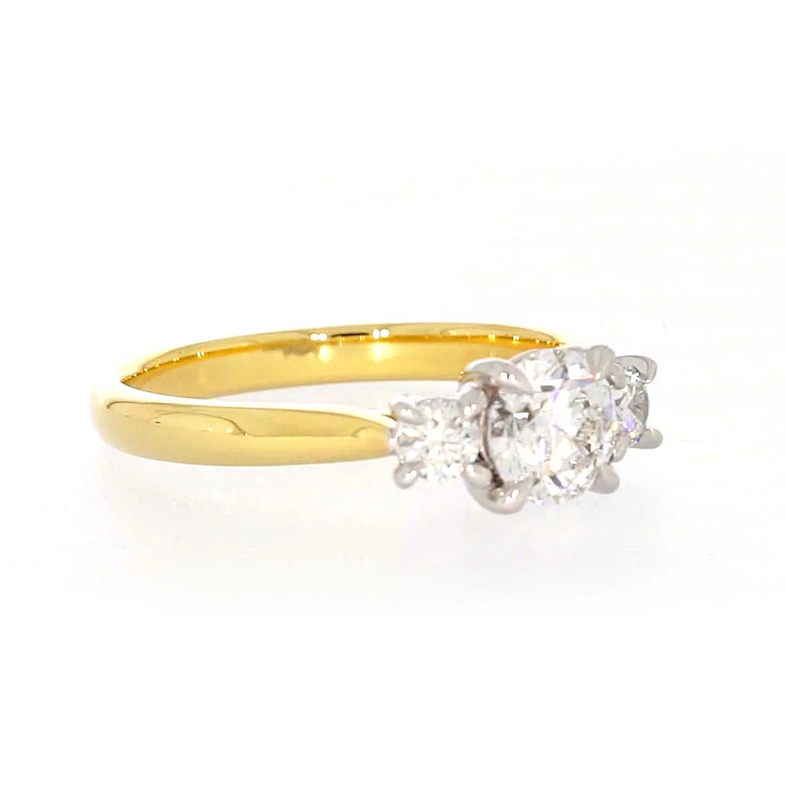 Celebration 18ct Yellow Gold Round Brilliant Cut 1 Carat tw of Certified Lab Grown Diamonds Ring