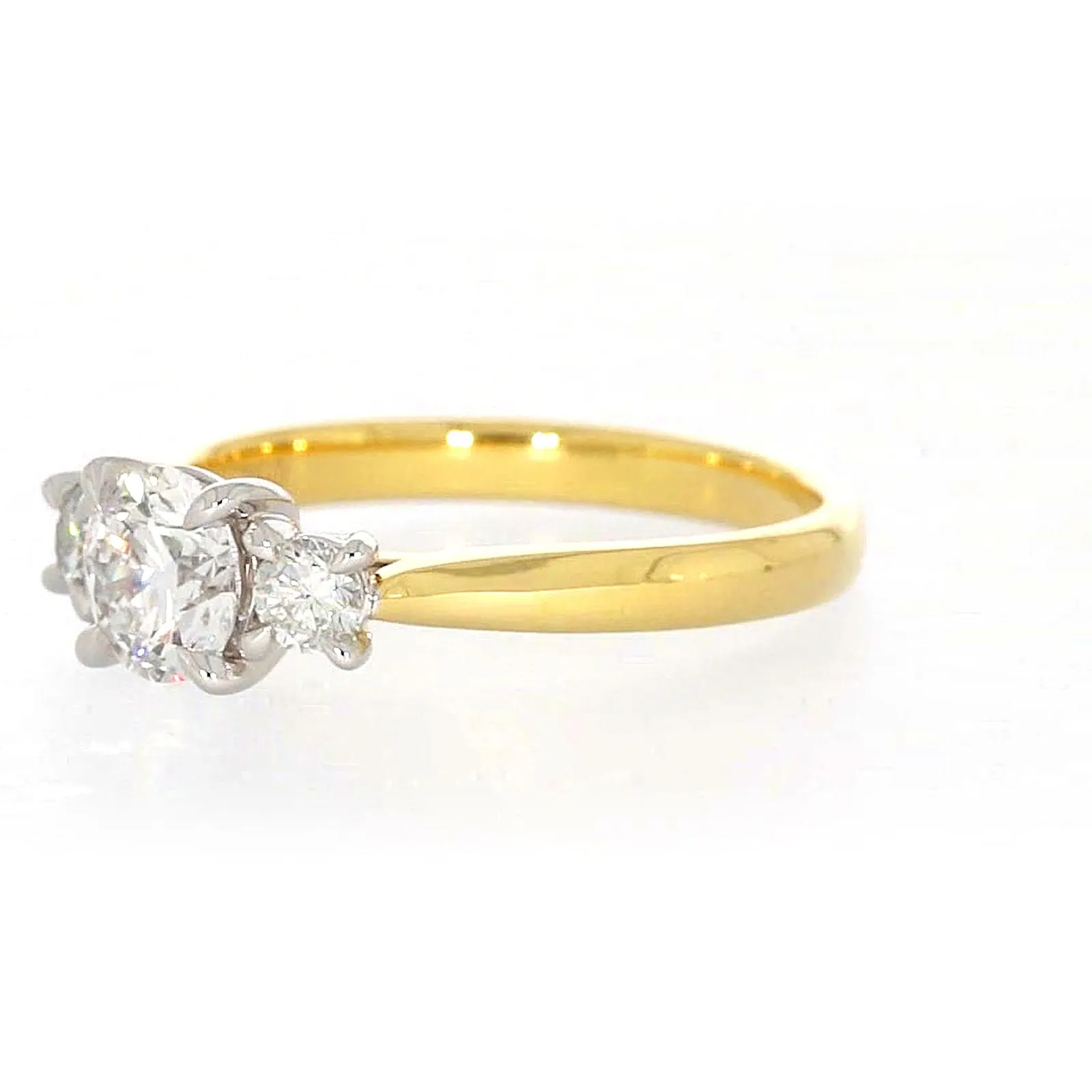 Celebration 18ct Yellow Gold Round Brilliant Cut 1 Carat tw of Certified Lab Grown Diamonds Ring