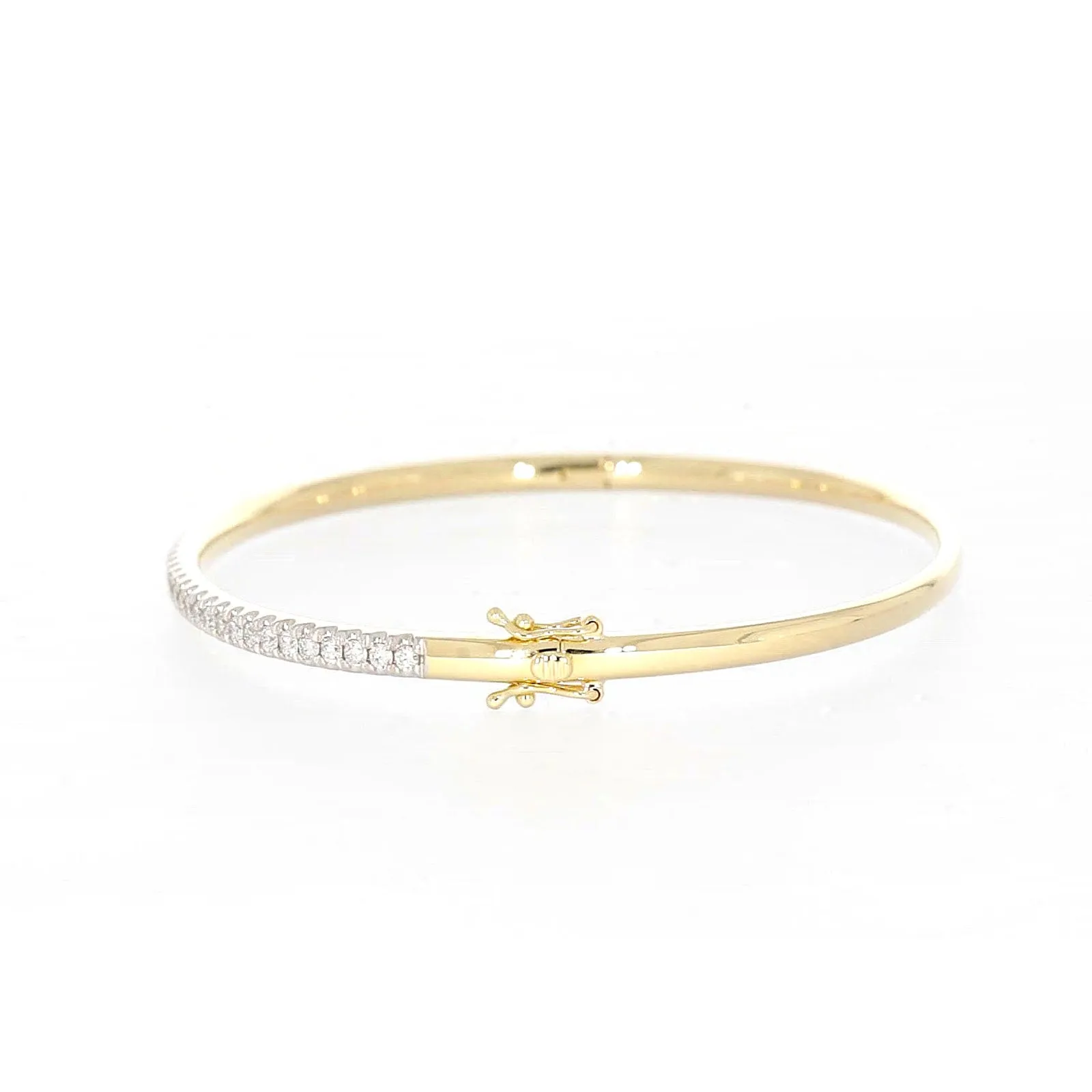 Celebration 9ct Yellow Gold Round Brilliant Cut 1 Carat tw of Lab Grown Diamonds Bangle