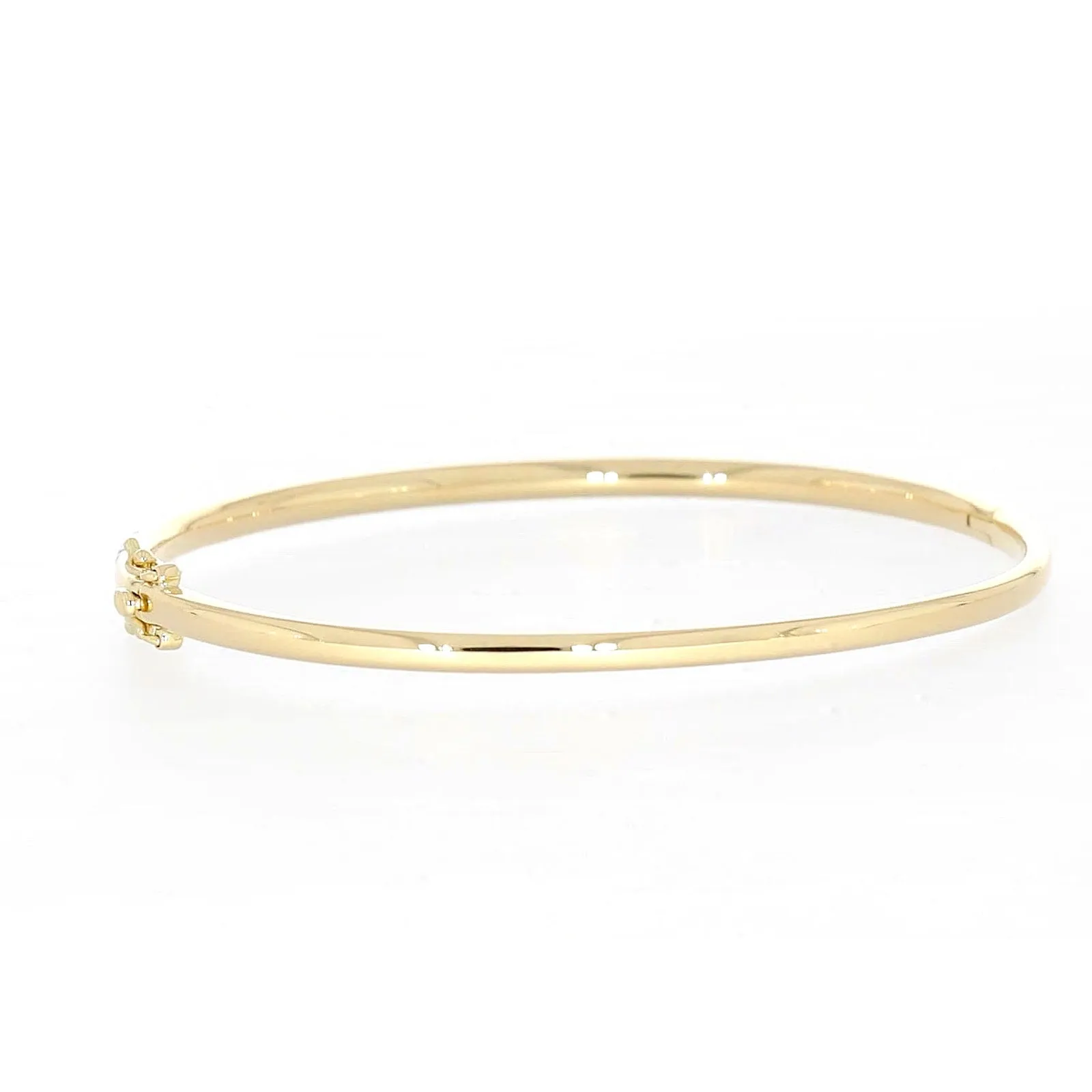 Celebration 9ct Yellow Gold Round Brilliant Cut 1 Carat tw of Lab Grown Diamonds Bangle