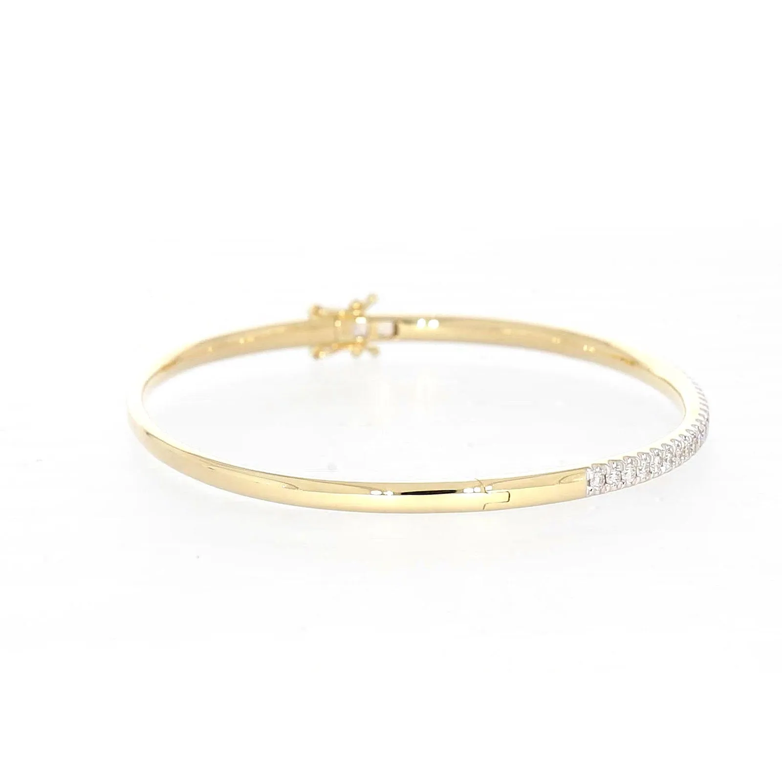 Celebration 9ct Yellow Gold Round Brilliant Cut 1 Carat tw of Lab Grown Diamonds Bangle