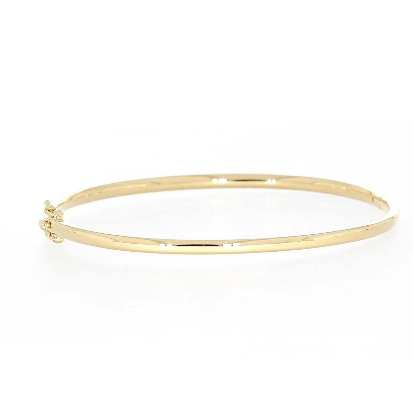 Celebration 9ct Yellow Gold Round Brilliant Cut 1 Carat tw of Lab Grown Diamonds Bangle