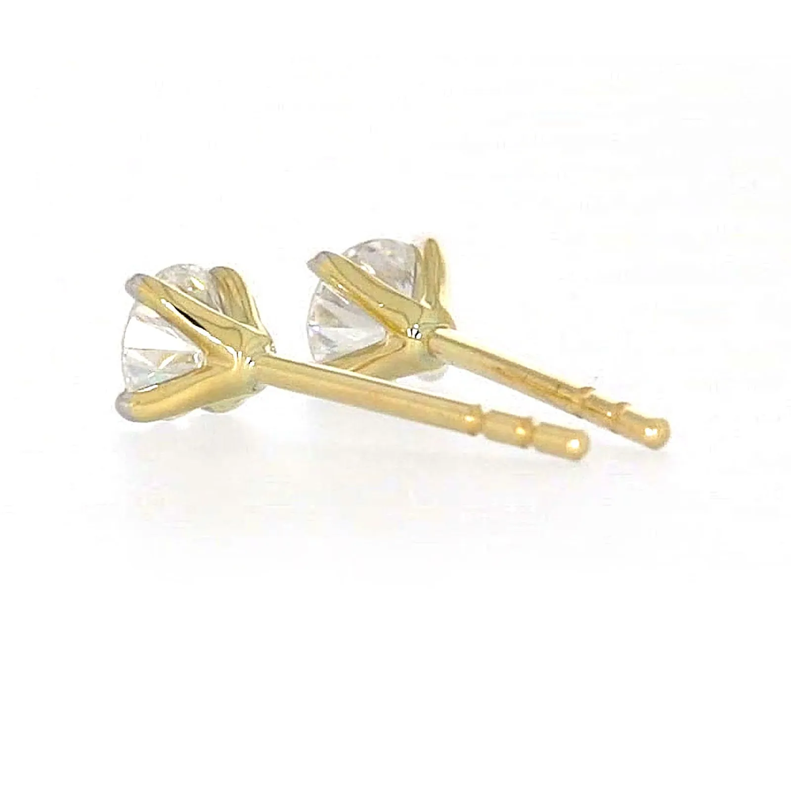 Celebration 9ct Yellow Gold Round Brilliant Cut 1/2 CARAT tw of Lab Grown Diamonds Stud Earrings