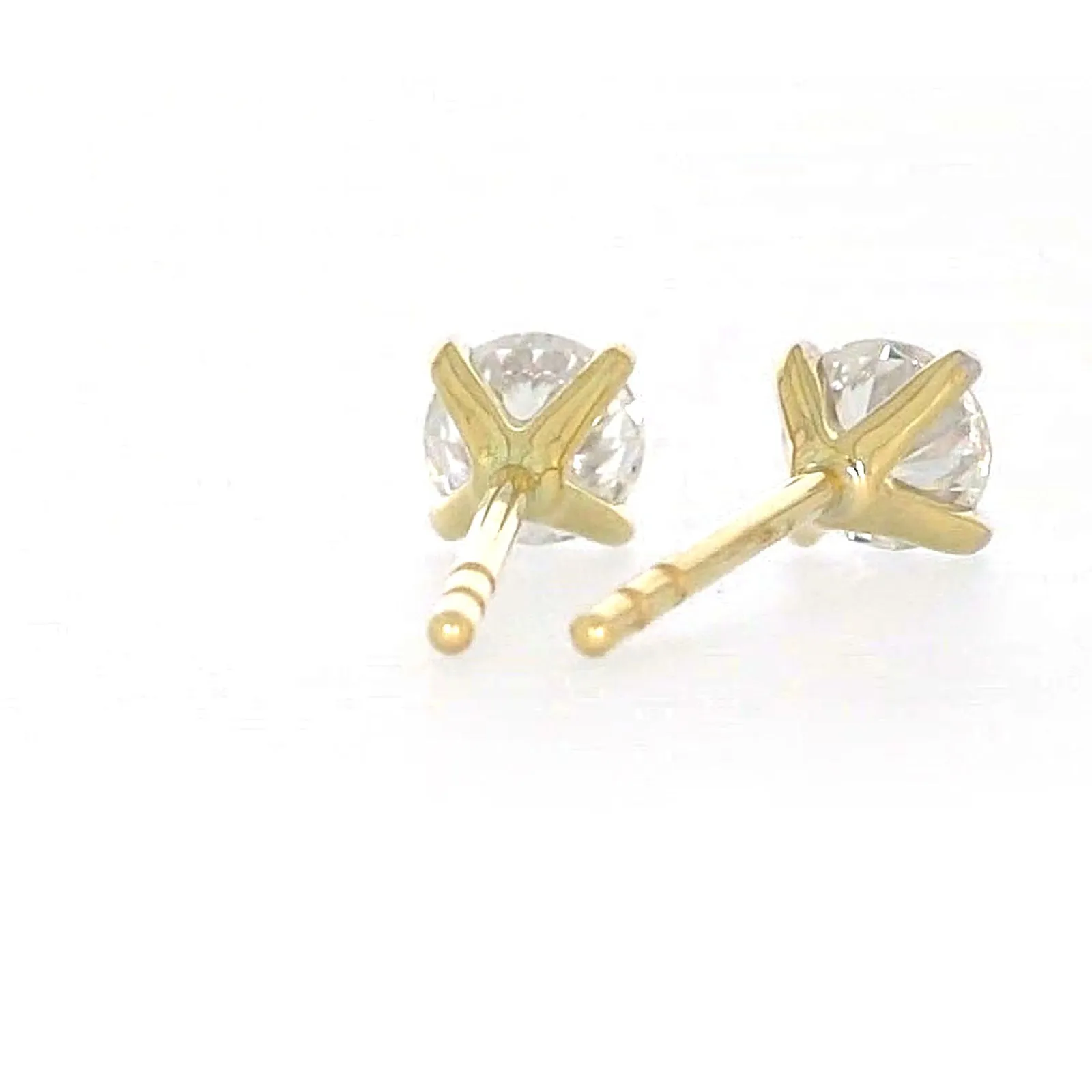 Celebration 9ct Yellow Gold Round Brilliant Cut 1/2 CARAT tw of Lab Grown Diamonds Stud Earrings