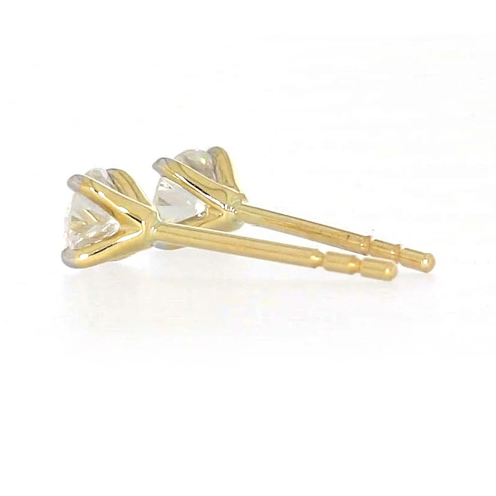 Celebration 9ct Yellow Gold Round Brilliant Cut 1/2 CARAT tw of Lab Grown Diamonds Stud Earrings