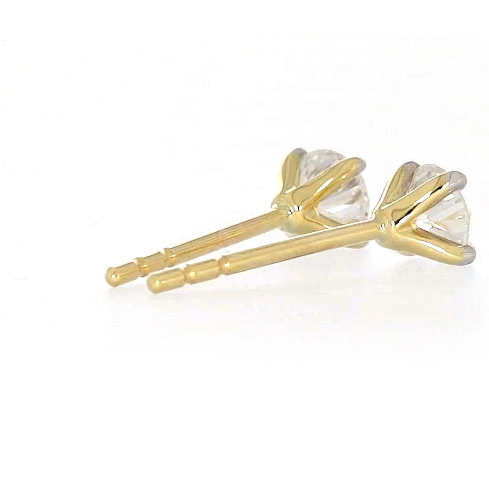 Celebration 9ct Yellow Gold Round Brilliant Cut 1/2 CARAT tw of Lab Grown Diamonds Stud Earrings