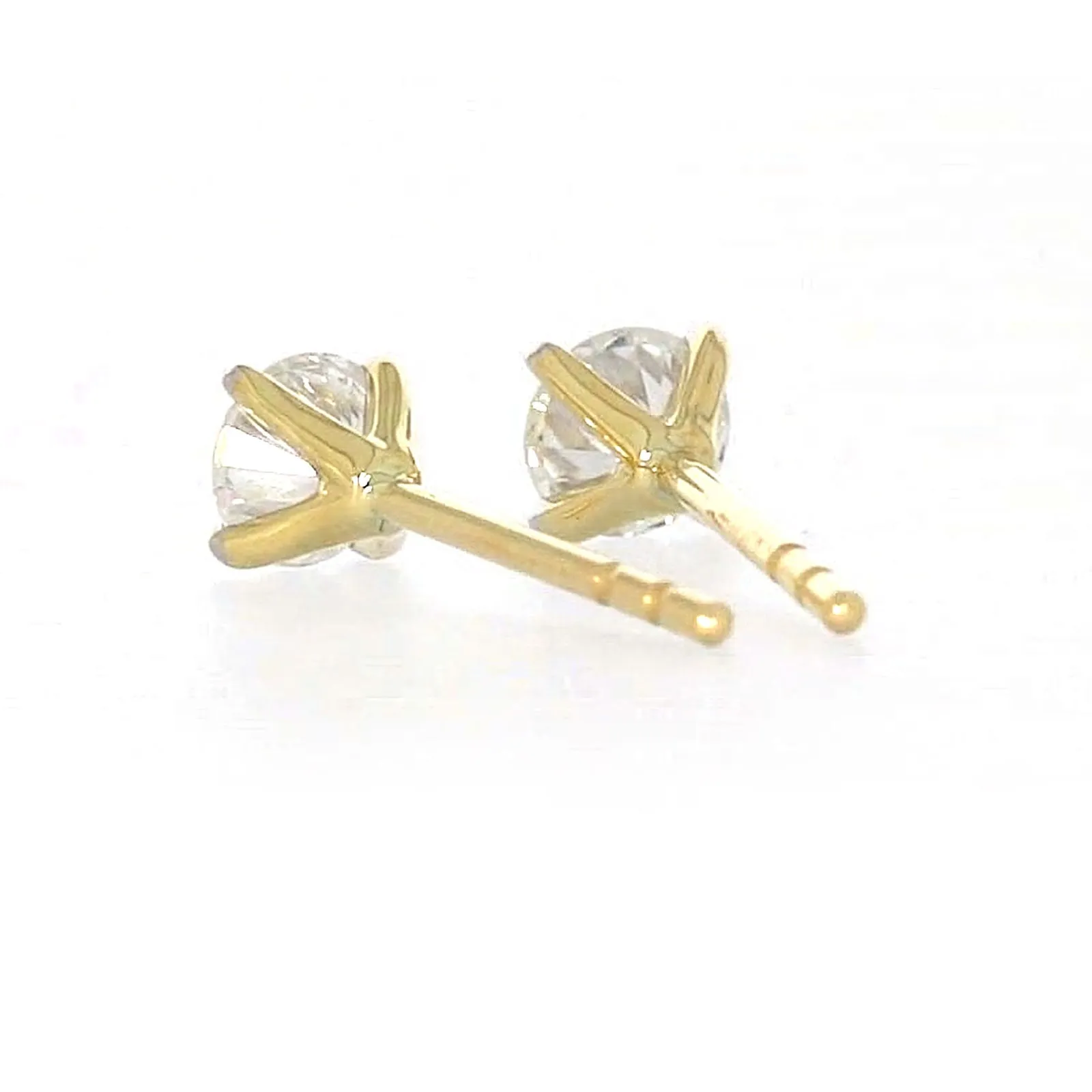 Celebration 9ct Yellow Gold Round Brilliant Cut 1/2 CARAT tw of Lab Grown Diamonds Stud Earrings