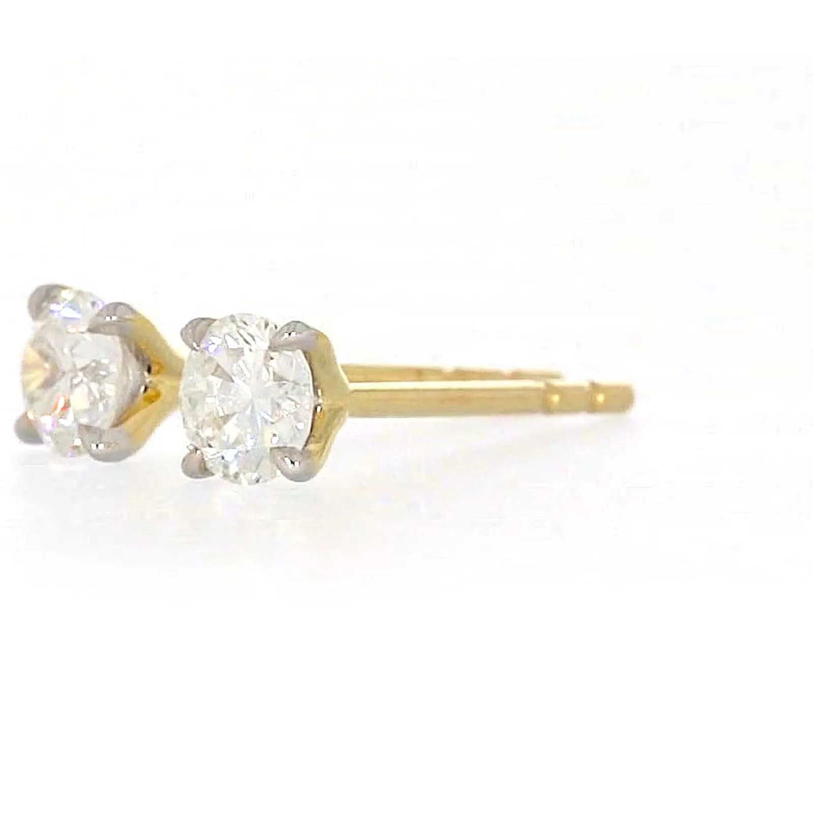 Celebration 9ct Yellow Gold Round Brilliant Cut 1/2 CARAT tw of Lab Grown Diamonds Stud Earrings