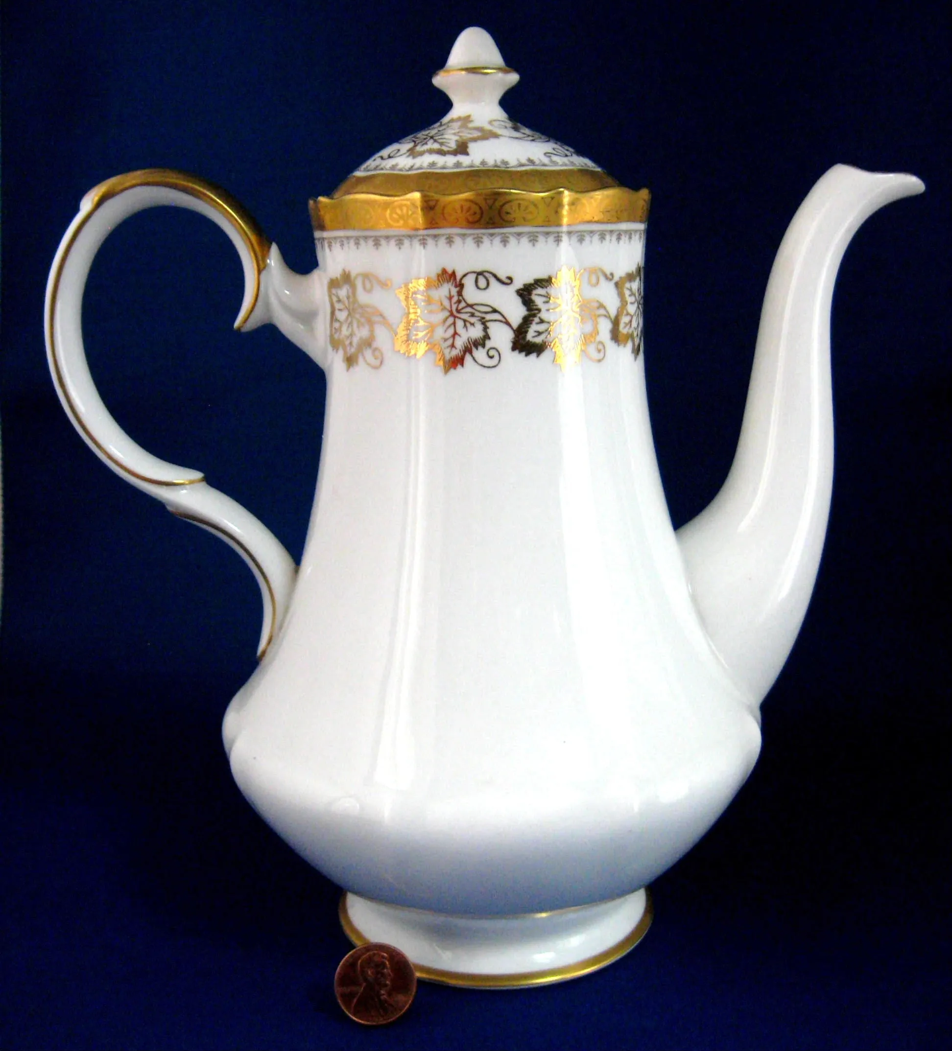 Coffeepot Royal Tuscan Fancy Embossed 22k Gold Encrusted Grape Leaves 1970s