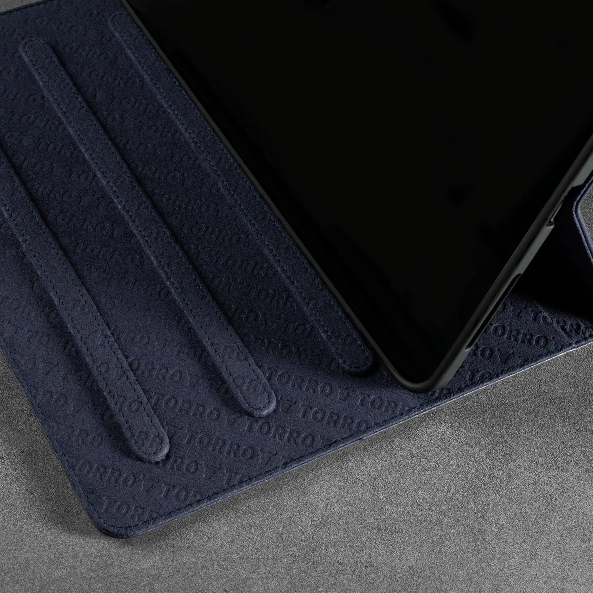 iPad Pro 12.9" Leather Case (6th, 5th & 4th Gen)