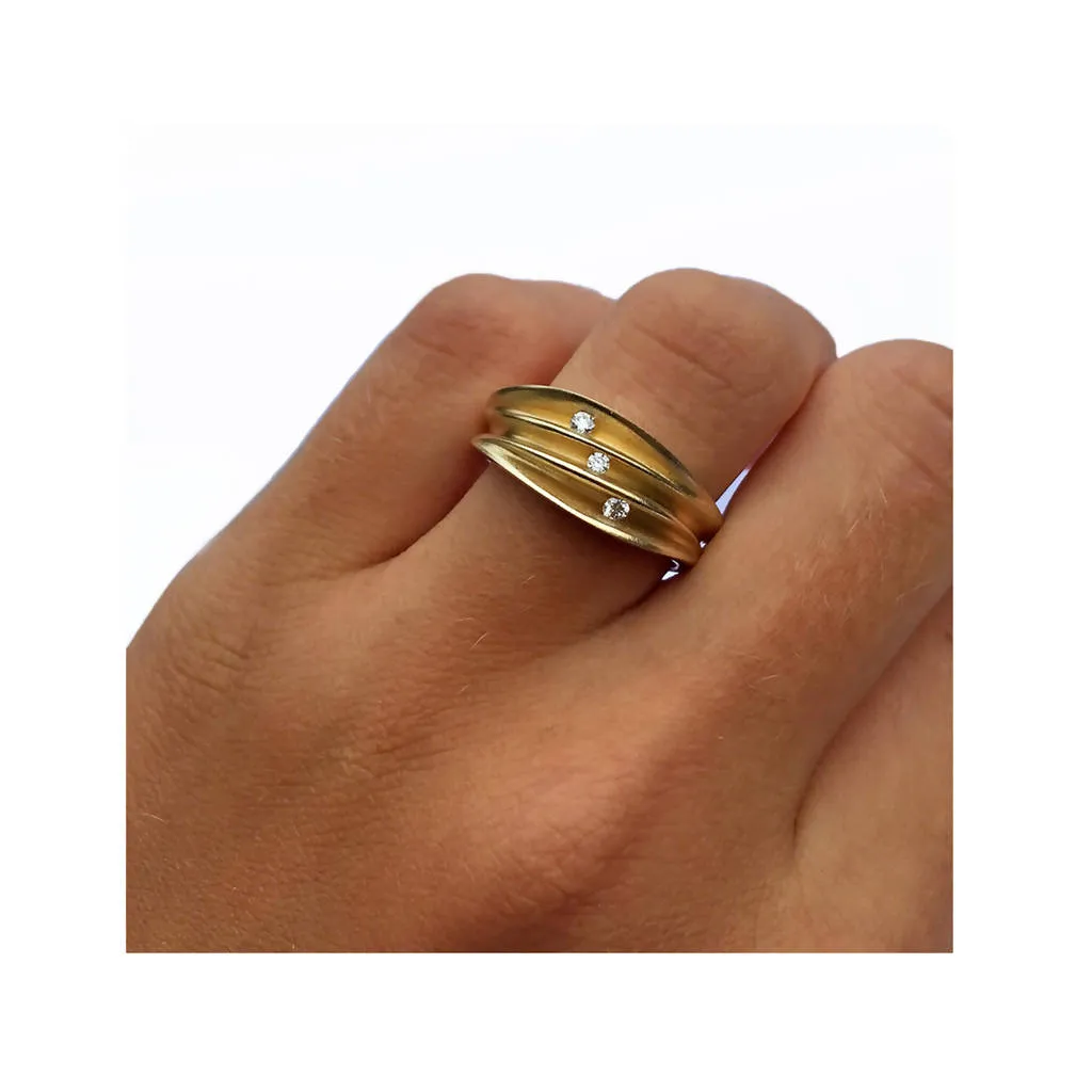 Multi split trio diamond silver shell ring with 22K gold plated interior