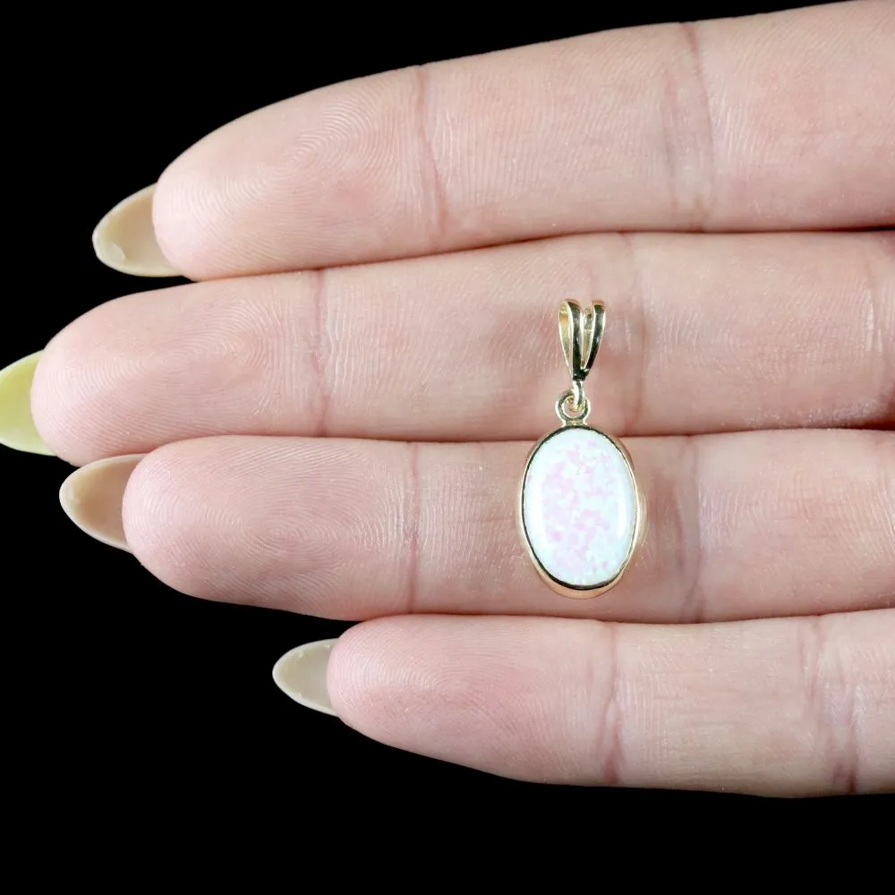 Opal Gold Pendant 9Ct Gold