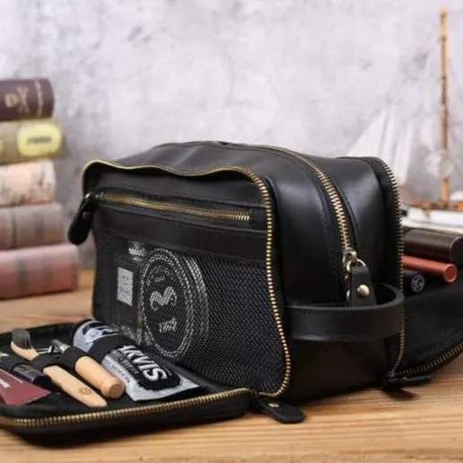 Personalized Leather Toiletry Bag, Groomsmen Gift, Mens Shaving Kit, Gifts for Him, Christmas Gift