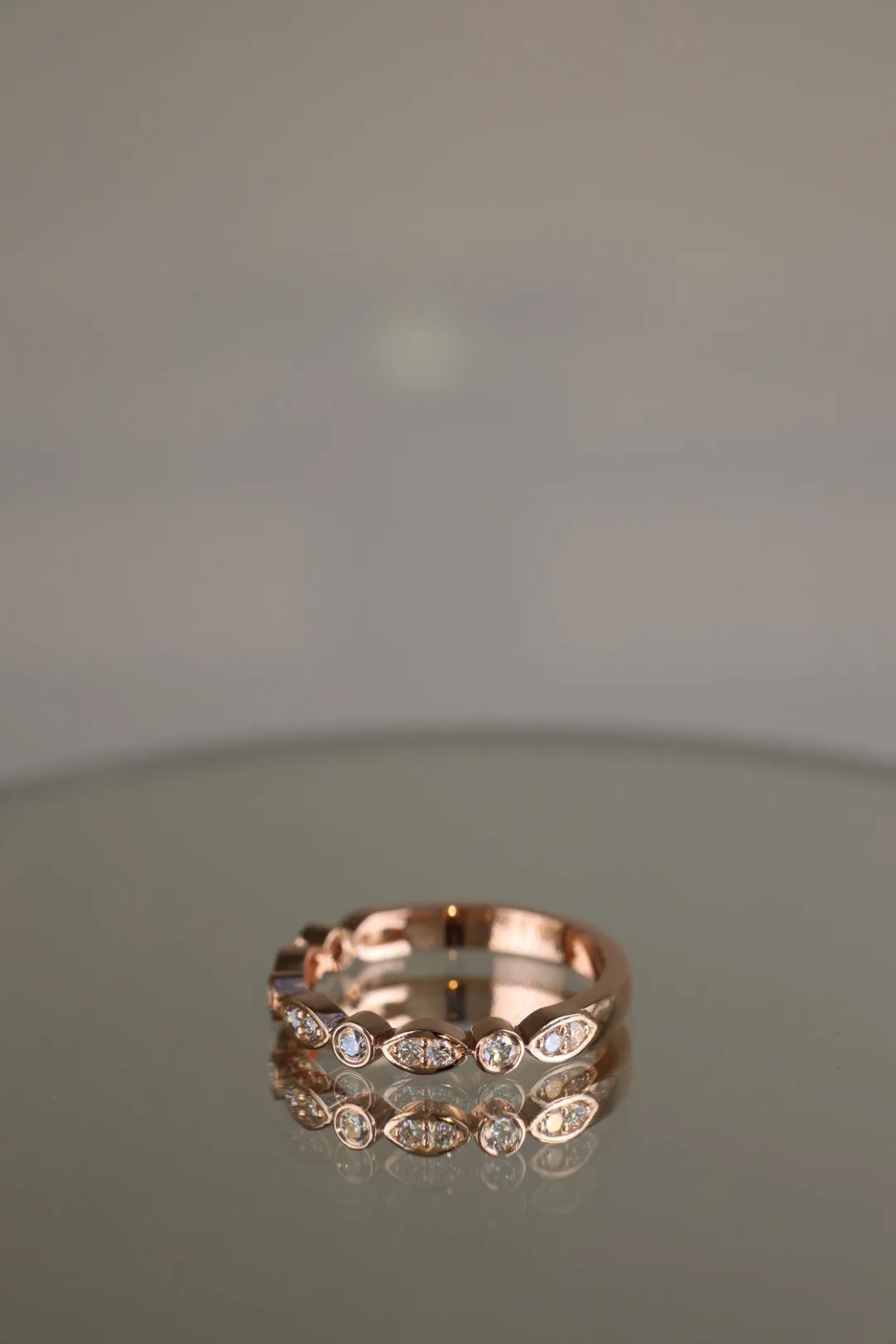 Rose gold art deco round brilliant diamond ring