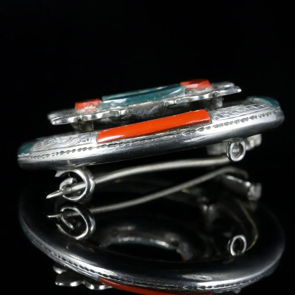 Victorian Scottish Agate Brooch Beautiful Detail Circa 1900