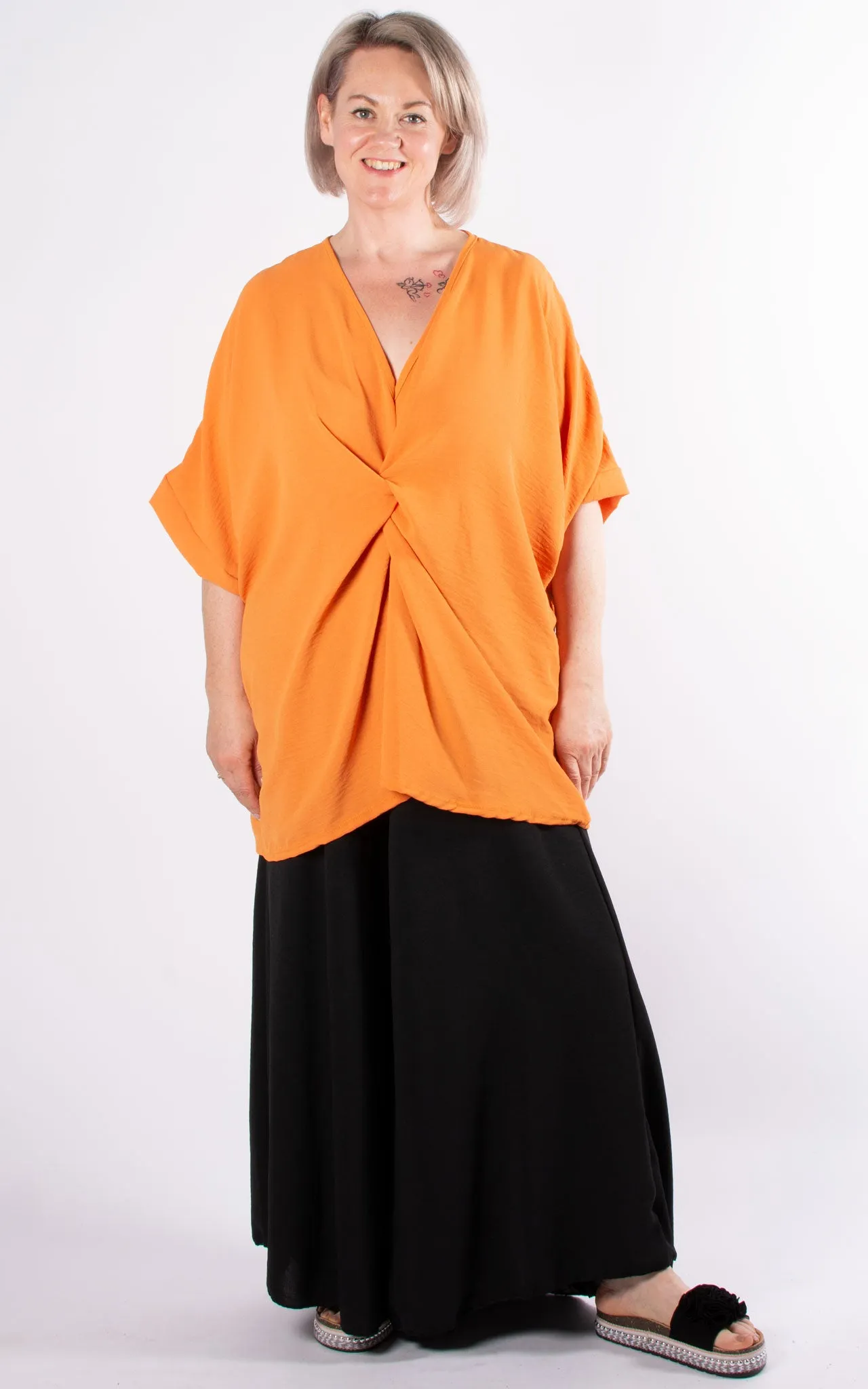 Whoopi Twisted V-Neck Top | Orange