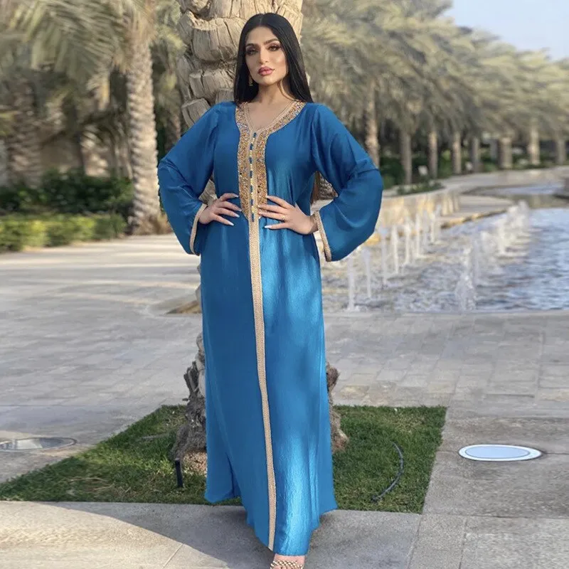 Wjczt Gorgeous Party Style Plus Size Long Muslim Dress Abayas Femme For Woman Sequins Diamonds Satin Material V-Neck Dubai Fashion